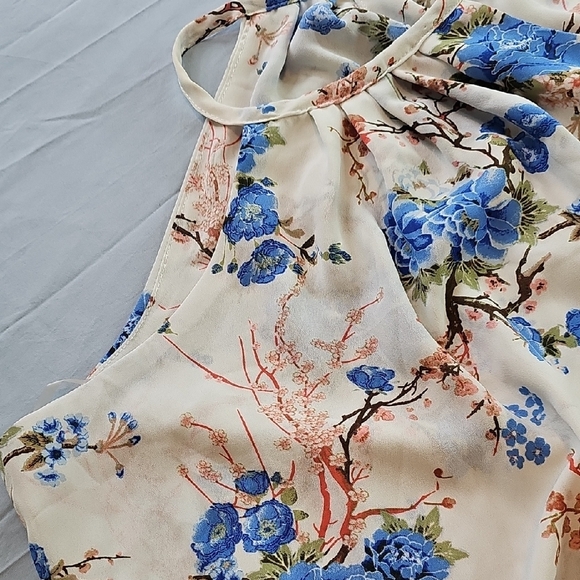 Stella‎ Tweed Blue and Cream Floral Blouse - Picture 6 of 10